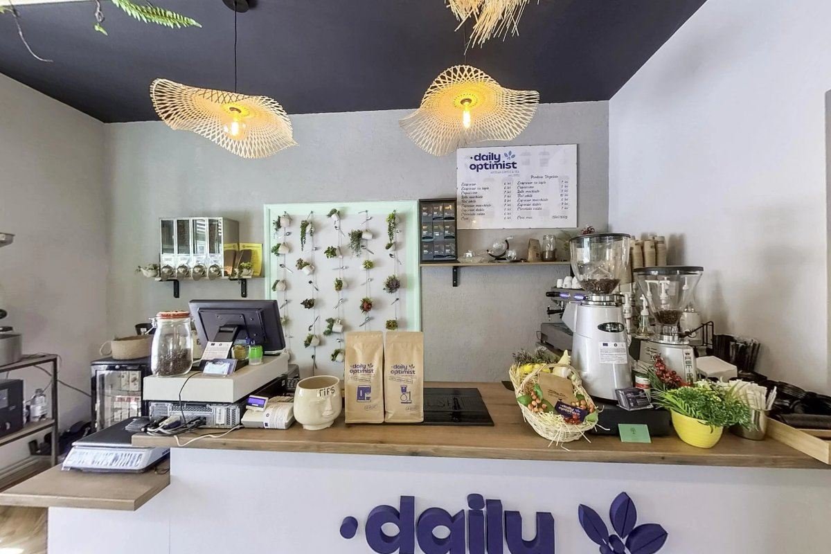 Barul cafenelei Daily Optimist, capturat din turul virtual 360° real | GetVizual